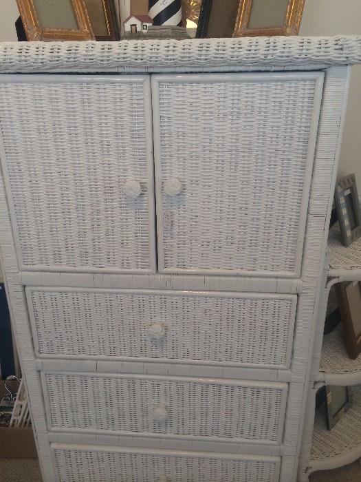 White wicker TV cabinet with drawers