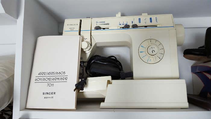 Singer sewing machine   - $40