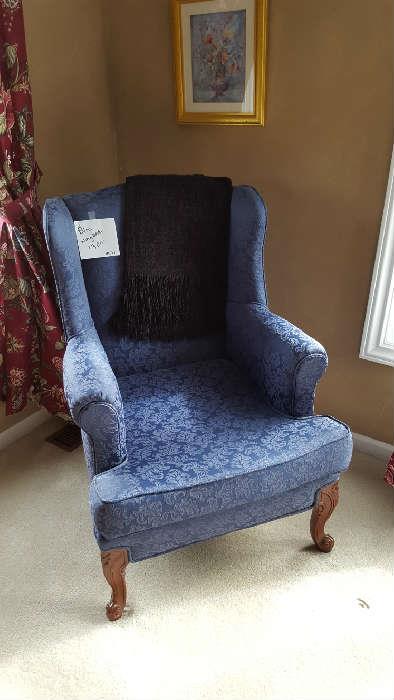 Blue wingchair