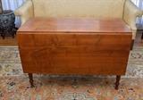 Antique Pembroke Dropleaf Dining Table