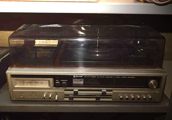 Vintage Emerson Turntable/Receiver Combo 