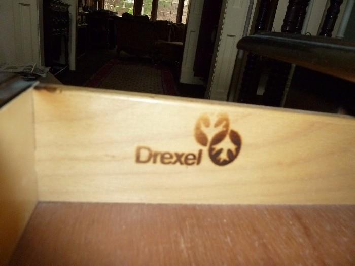 Drexel entry table/sofa table