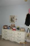 French Dresser