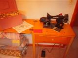 Good working Singer sewing machine
