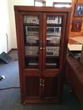 #18 stereo cabinet 25x19x56 w doors $178