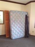 #2 queen mattress set $75