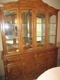 CHINA HUTCH