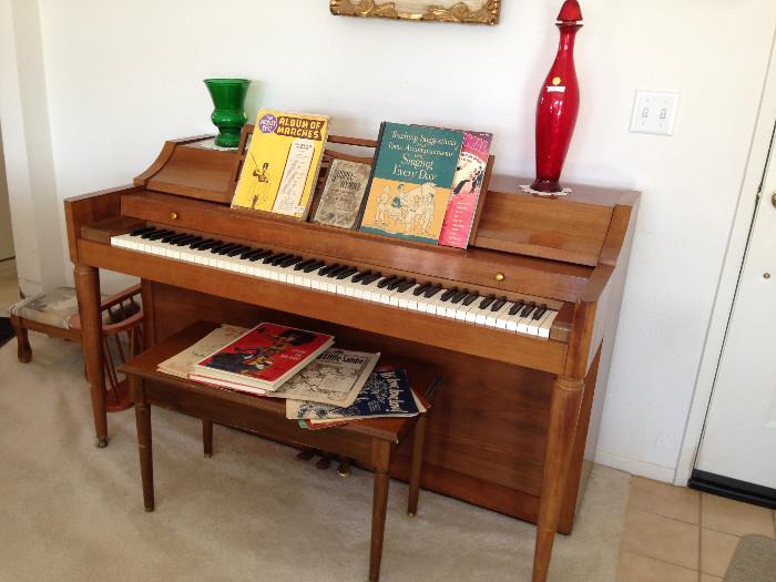 Baldwin Acrosonic upright piano, 1960s