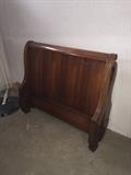 FULL SIZE SLEIGH BEDFRAME