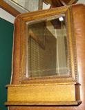 c1900 Oak Shaving Mirror w/lift top storage