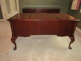 Desk, Chestnut Mahogany, Brown leather top. Sligh office furiture