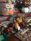 Fall/Thanksgiving decor