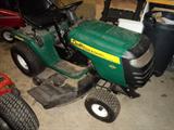 Briggs & Stratton Rider Lawn Mower Quality Farm & Country 18.5 HP 46" Cut Deck
        Attachments Include 1. B&S snowblower