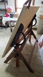 Vintage drafting tabl, great industrial style