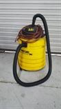 Genie 12 gallon Wet Dry Vacuum