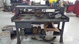 Metal work bench