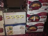 More cooking appliances.