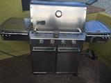 Weber summit S-4020 Natural Gas Grill 4 burner, side burner with cover   $700