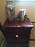 Asian vase; 3-drawer night stand