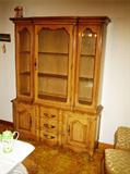 dining rm hutch