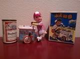 Vintage Mini Budweiser Beer Can / Collectible Vintage Tin Wind-Up Toy w/ Original Box