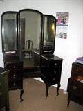 Dressing table