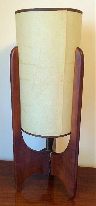 Modeline Style Lamp
