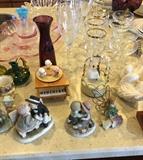 Figurines, music boxes, wine glasses