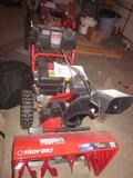 Troy Bilt snowblower, 28". Used once or twice. Like new