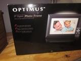 Optimus Photo Frame