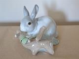 "Eating Rabbit" Lladro # 4773