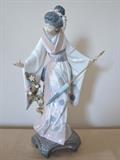 "Teruko" geisha Lladro # 1451