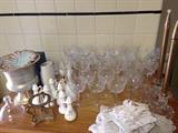 Assorted glassware.