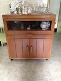 Little rolling kitchen cart.