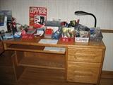 Computer desk w/hutch