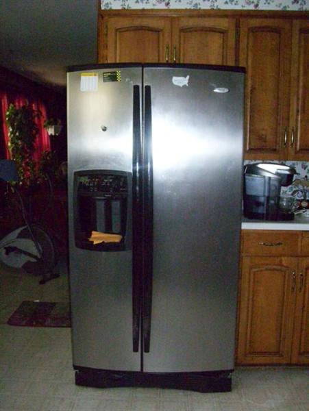 Whirlpool Gold Refrigerator