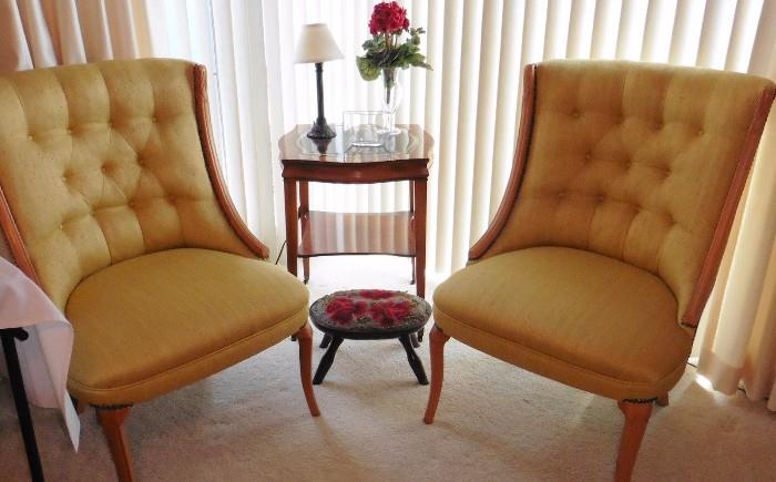 Hollywood Regency chairs; leather top mahogany table