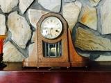 Vintage mantle clock