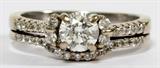 LADY'S 18KT & DIAMOND ENGAGEMENT RING & WEDDING BAND