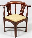 GEORGE III MAHOGANY CORNER CHAIR, C. 1800