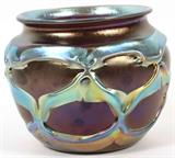 IRIDESCENT ART GLASS VASE, H 5 1/2", DIA 6 3/4"