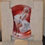 Marilyn Monroe plates (2).