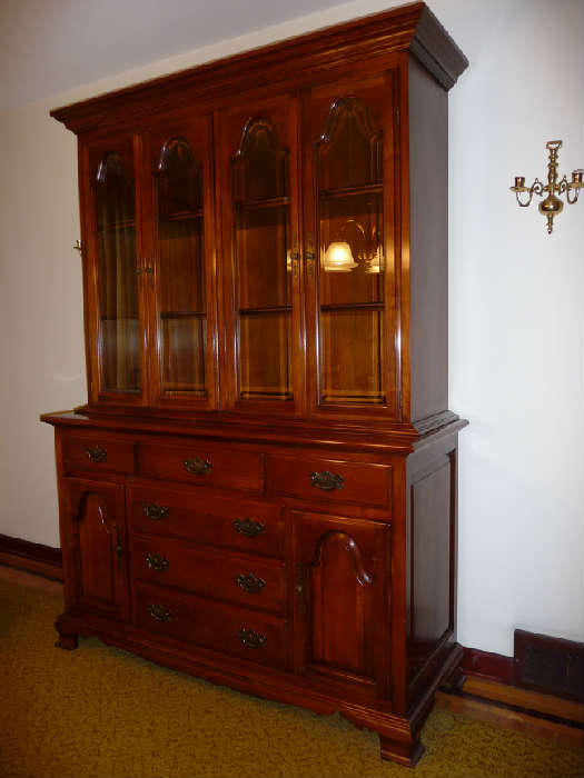 Cheektowaga Ny Estate Sale In Cheektowaga Ny Starts On 4 15 2012