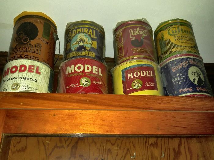 dipping tobacco health risks Smokeless tobacco, like dip and chew, are not safe alternatives to smoking.  This Through With Chew Week, learn more about the risks of smokeless tobacco:  https://bit.ly/2hwSe0w