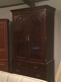Top storage/drawers below armoire