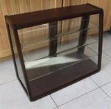 C/1910 Slant Front Mahogany 3 shelf counter display, complete with Orig Shelves