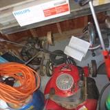 TOOLS/LAWN MOWER/LADDERS