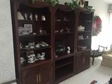 THOMASVILLE 3 LIGHTED BOOKSHELVES / DISPLAY CABINETS