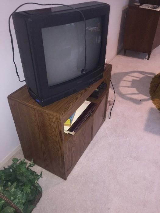 TV STANDF AND TV