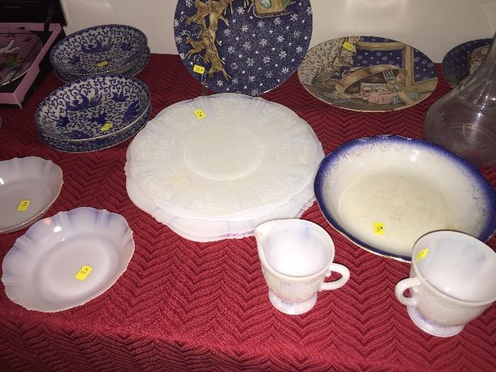 ANTIQUE GLASSWARE